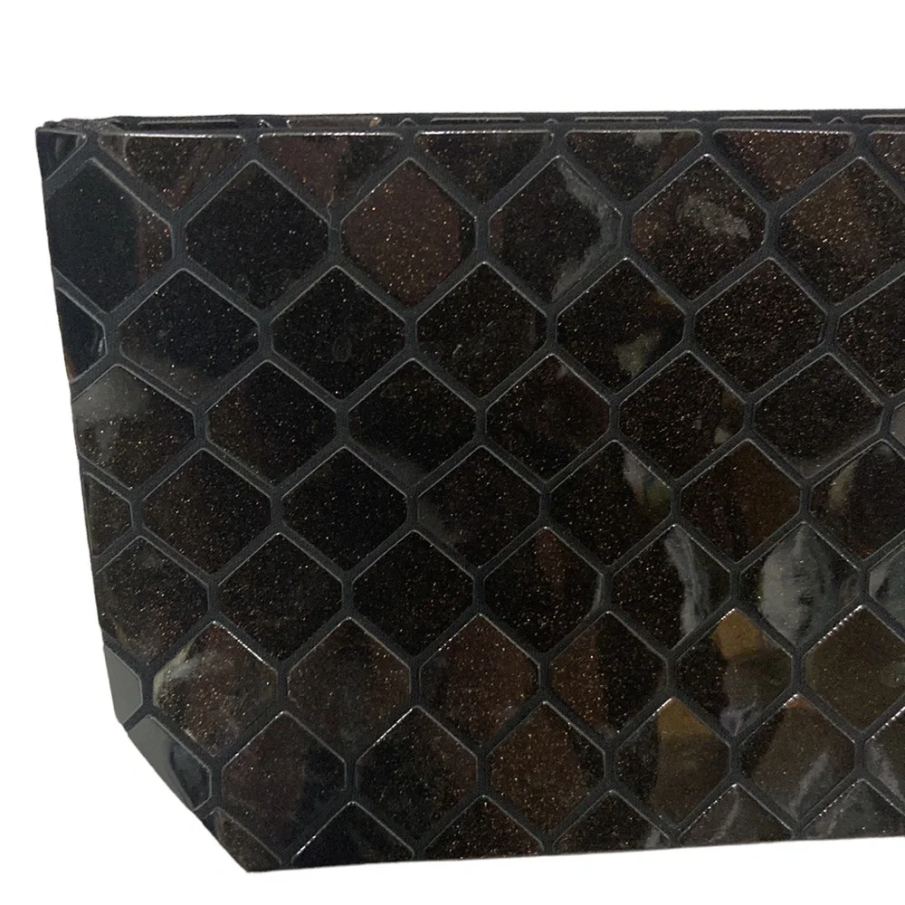Emilio Pepe Italy Womens hexagon geometric clutch bag handbag purse